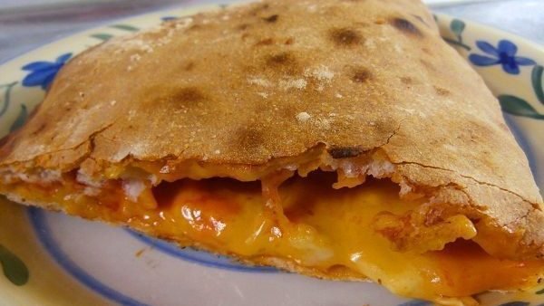 CALZONE O PIZZA ENROLLADA