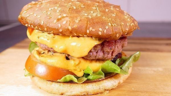 HAMBURGUESA DOBLE CON QUESO