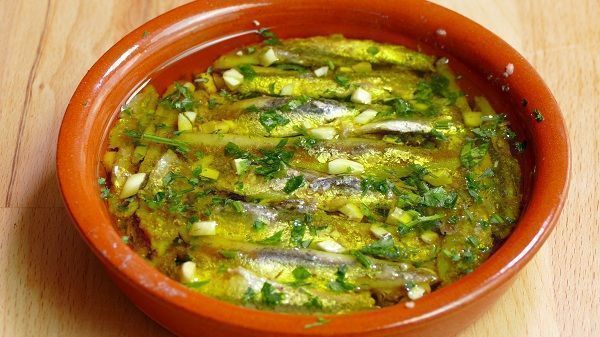 Boquerones en vinagre. Una receta de las dela abuela. De las de toda la vida. Una receta deliciosa