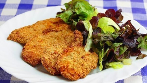 PECHUGAS DE POLLO EMPANADAS AL HORNO