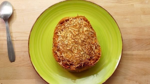 CALABAZA RELLENA DE VERDURAS AL HORNO