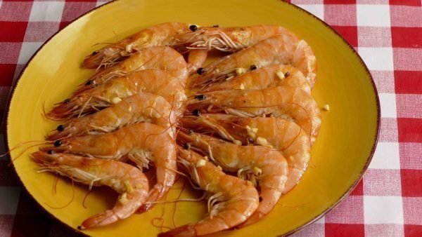 LANGOSTINOS AL HORNO