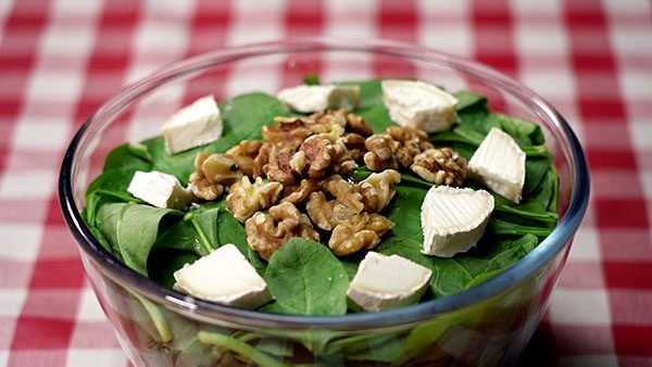 ENSALADA DE ESPINACAS Y NUECES