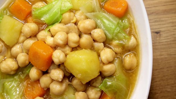 GARBANZOS CON BERZA