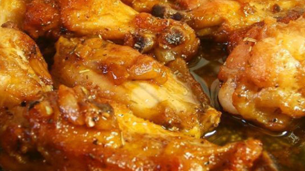 ALITAS DE POLLO AL AJILLO