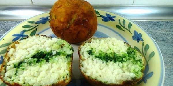 BOLAS DE ARROZ ITALIANAS RELLENAS