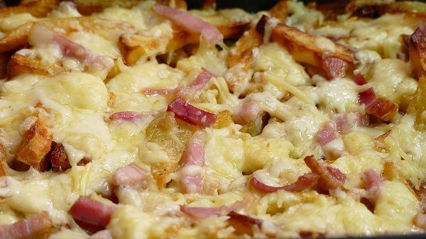 PATATAS AL HORNO CON QUESO Y JAMON - Cocina Casera y Facil