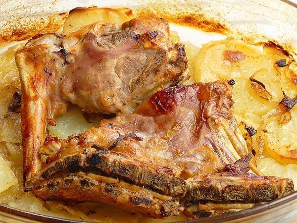 CABRITO AL HORNO CON PATATAS - Cocina Casera y Facil