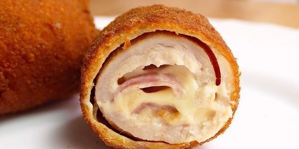 CORDON BLEU DE POLLO RELLENO DE JAMÓN Y QUESO