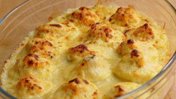 HUEVOS RELLENOS DE ATUN CON BECHAMEL