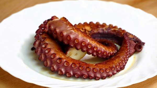 PULPO A LA PLANCHA - Receta facil diferente y RICA PULPO A LA PLANCHA - Receta facil diferente y RICA