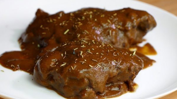 CARRILLERAS DE TERNERA AL VINO TINTO