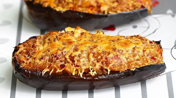 Berenjenas rellenas de verdura al horno - Recetas de Cocina