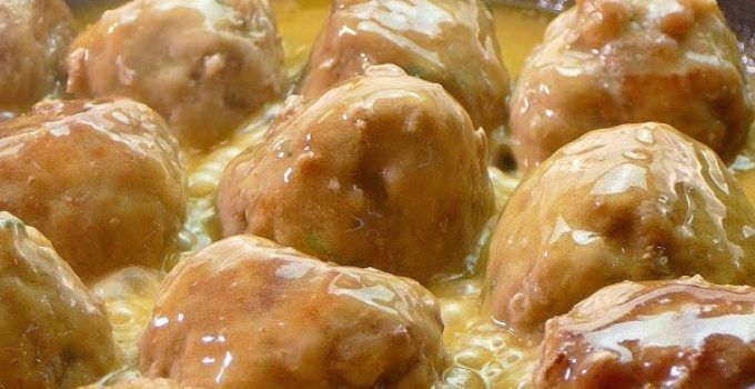 Albondigas DE POLLO en salsa española - Cocina Casera y Facil