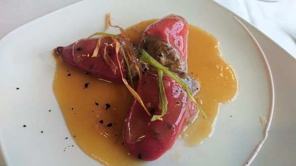Pimientos rellenos de morcilla