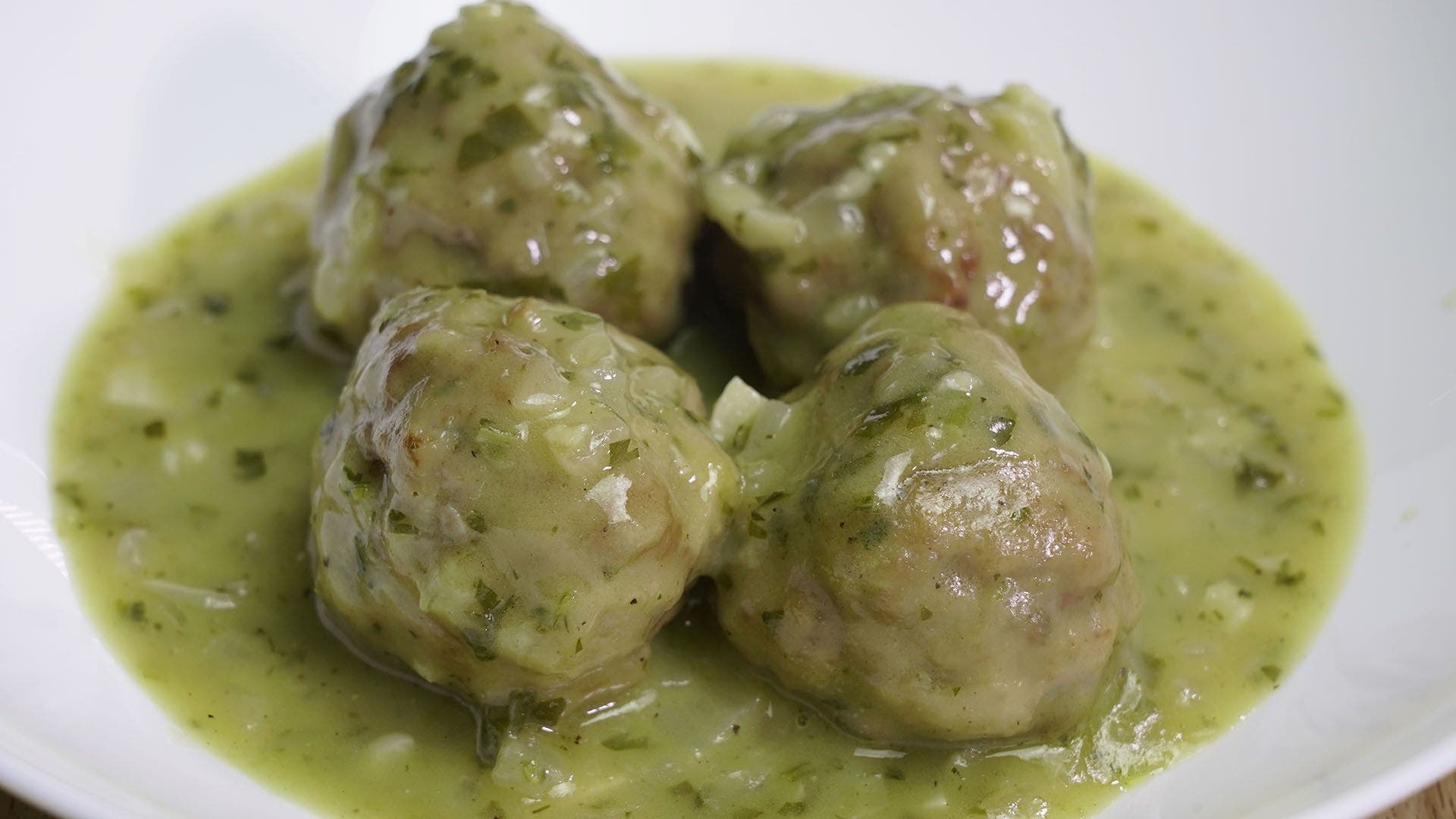 Albóndigas en salsa verde ¡MUY JUGOSAS! | Cocina Casera y Fácil