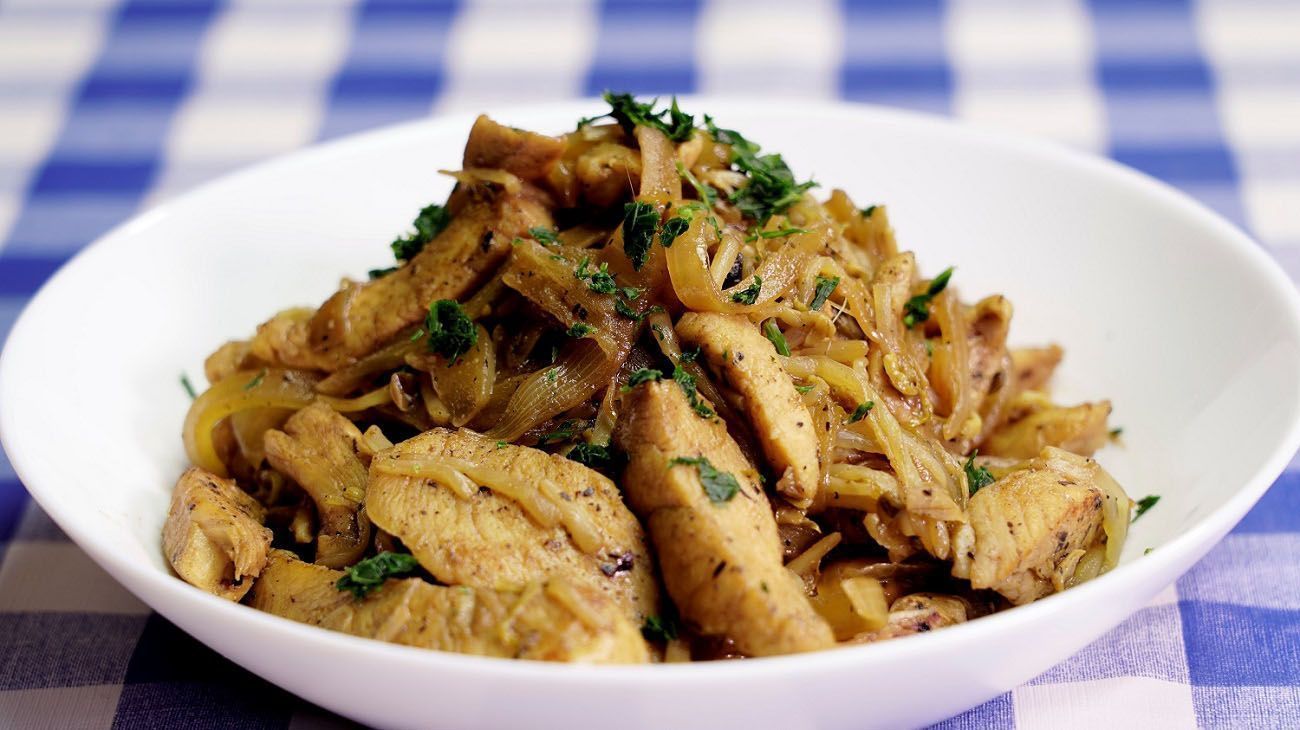 Salteado de pollo y brotes de soja LISTO EN 15 MINUTOS ¡Muy fácil!