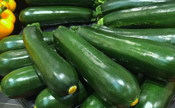 Recetas con calabacín. Una selección de las mejores recetas de esta hortaliza que puedes encontrar cualquier época del año, muy sencillas y rápidas de hacer