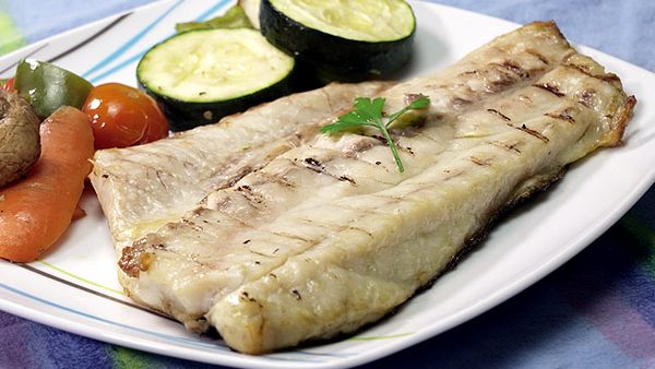 CORVINA A LA PLANCHA CON VERDURAS
